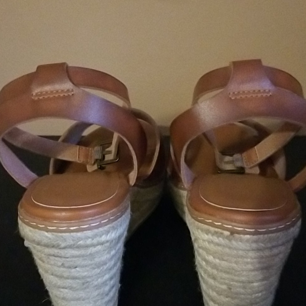 Wedges - Picture 4 of 4
